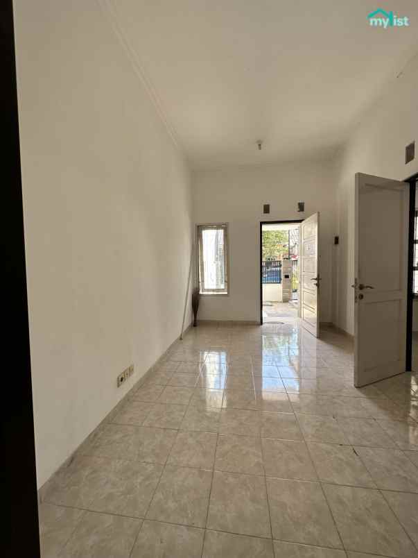 rumah siap huni dalam cluster purimas kosongan terawat