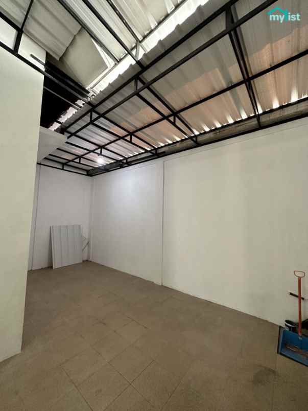 rumah siap huni dalam cluster purimas kosongan terawat