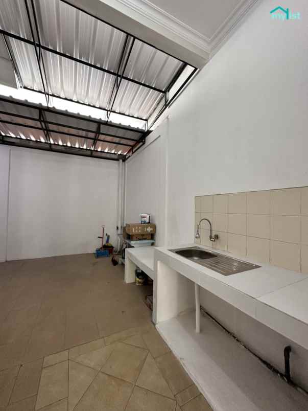 rumah siap huni dalam cluster purimas kosongan terawat