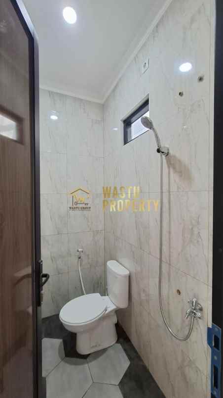 rumah siap huni dan baru dekat jalan kabupaten sleman