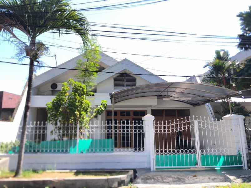 rumah siap huni dharmahusada 1 5 lantai nego tipis