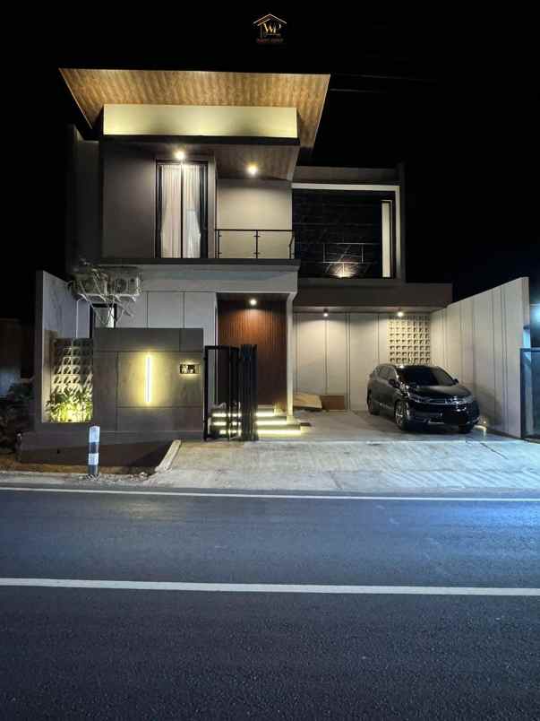 rumah siap huni full furnished 15 menit ke kampus ugm