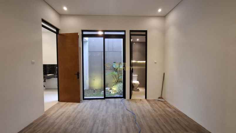 rumah siap huni hanya 7 menit ke kampus uii jogja