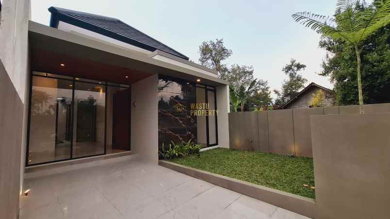 rumah siap huni hanya 7 menit ke kampus uii jogja