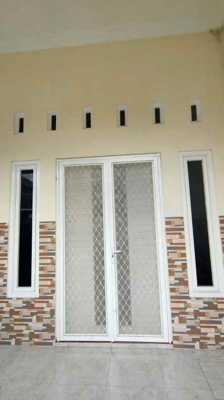 rumah siap huni lokasi strategis