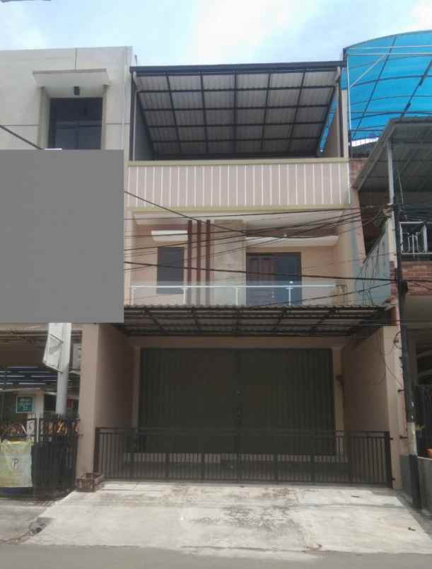 rumah sumagung kelapa gading