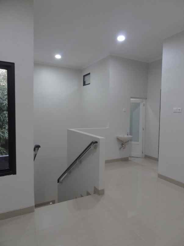 rumah syariah scandinavian di rawalumbu bekasi