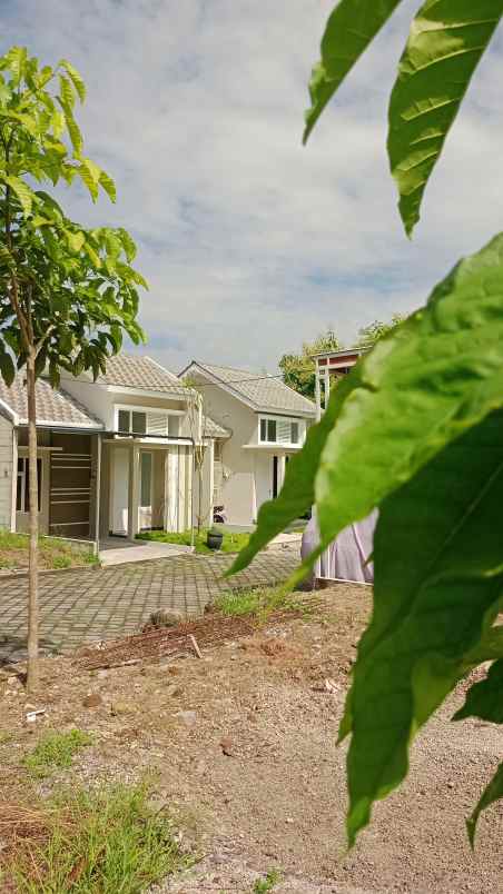 rumah syariah terlaris nyaman dan asri ponorogo