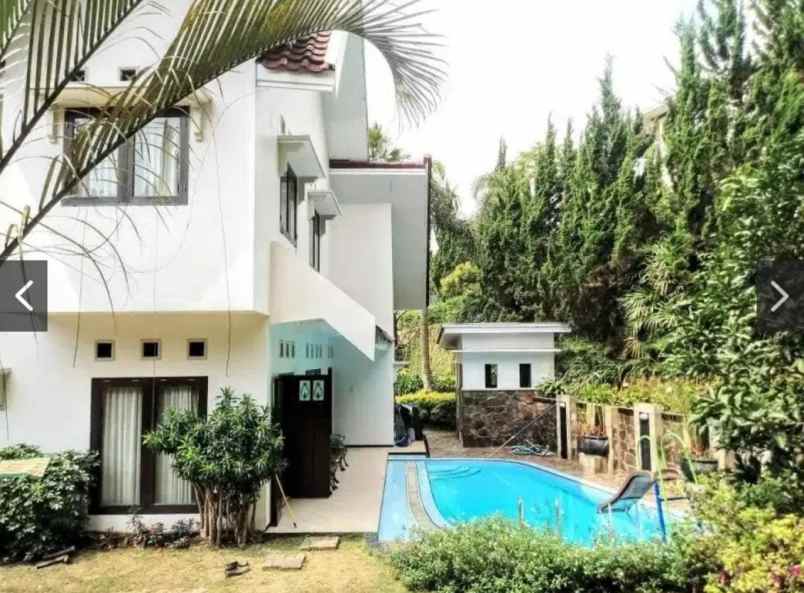 rumah villa nyaman dan strategis dekat pusat kota batu