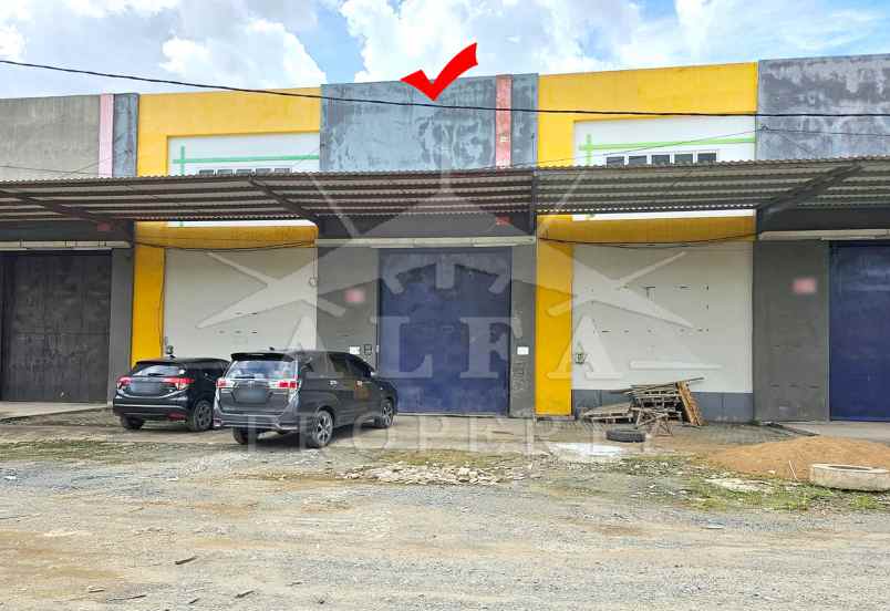 sewa cepat gudang ada kantor jalur kontainer 40ft