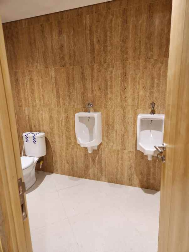 sewa gedung di jalan dago bandung jabar