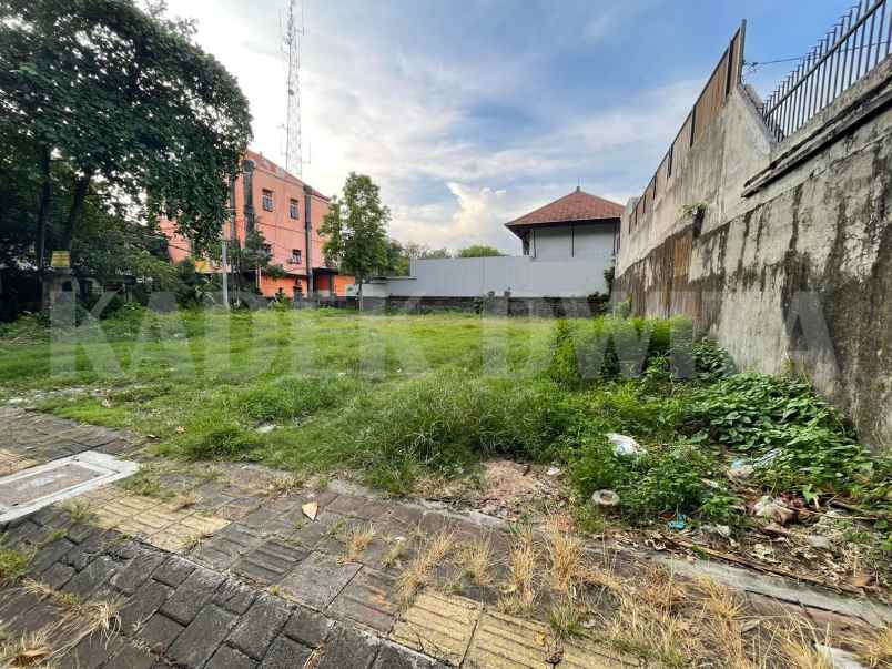 tanah jalan puputan renon pusat kota denpasar