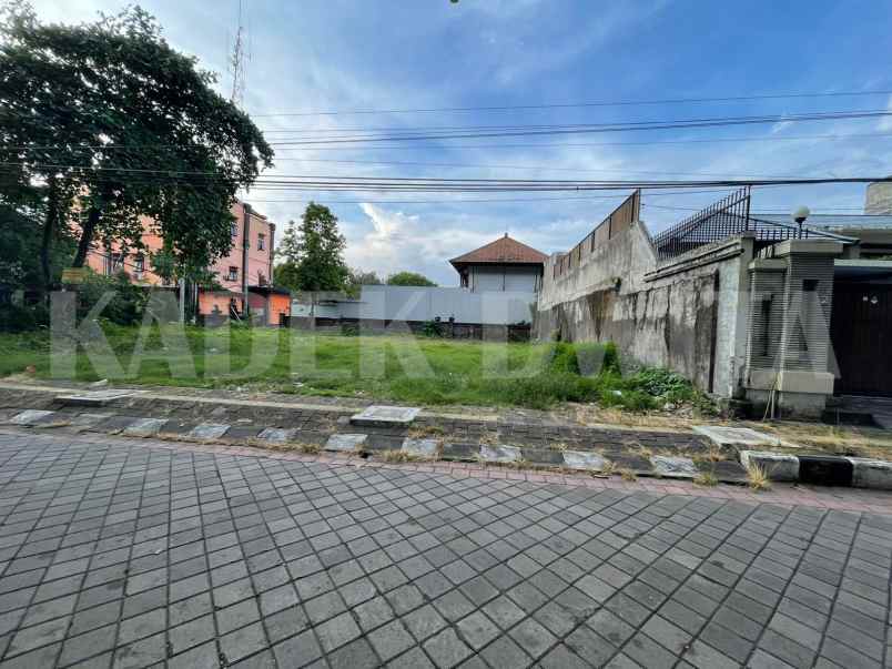 tanah jalan puputan renon pusat kota denpasar