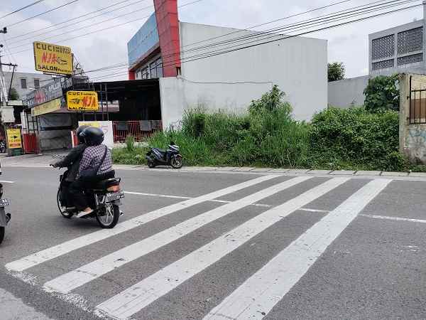 tanah pekarangan tepi jalan gito gati sleman