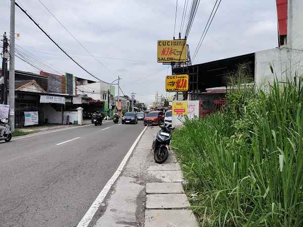 tanah pekarangan tepi jalan gito gati sleman