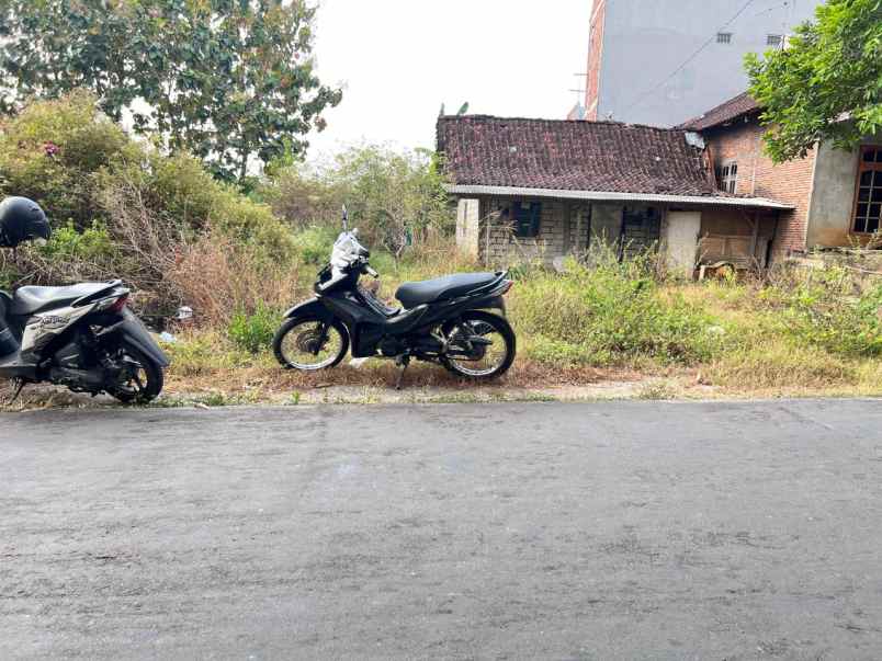 tanah strategi tepi jalan 180m kerjo karanganyar