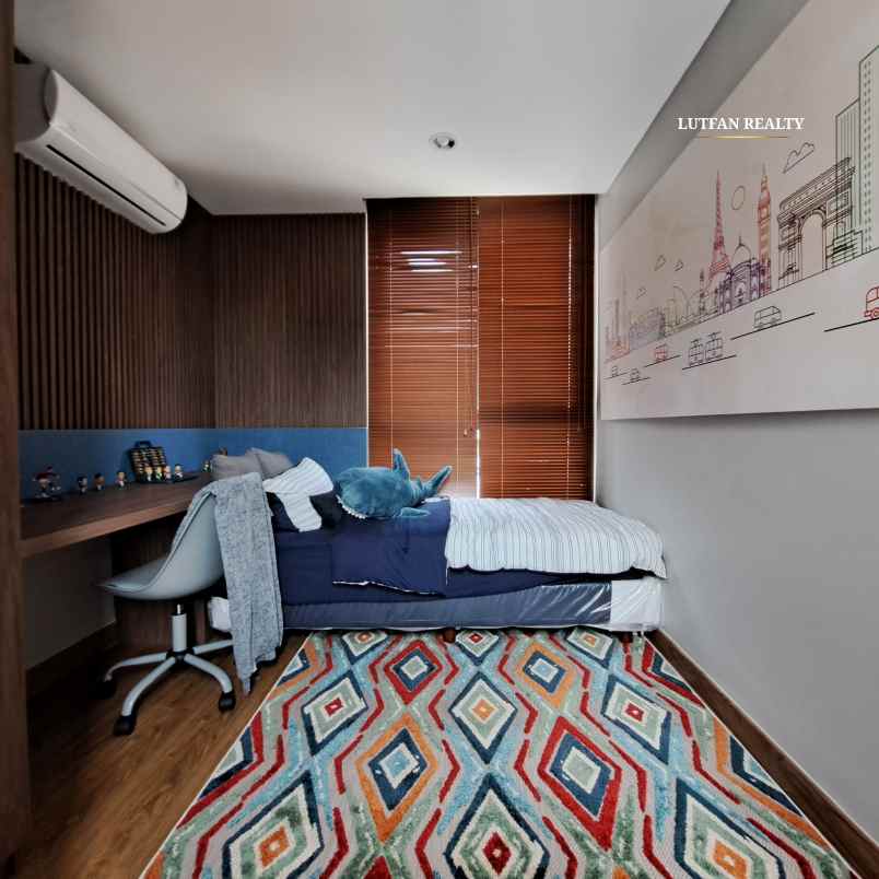 townhouse jati padang dekat area cbd simatupang