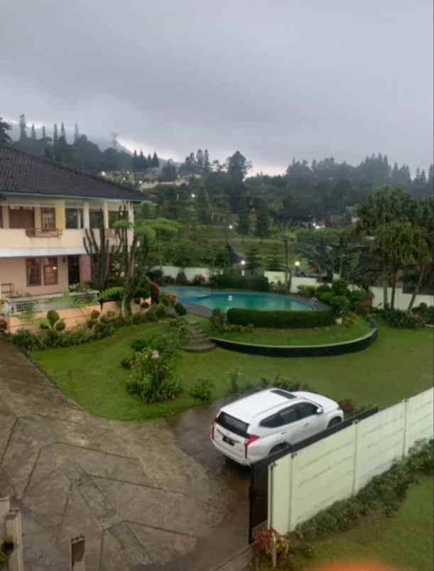 villa batulayang cisarua bogor