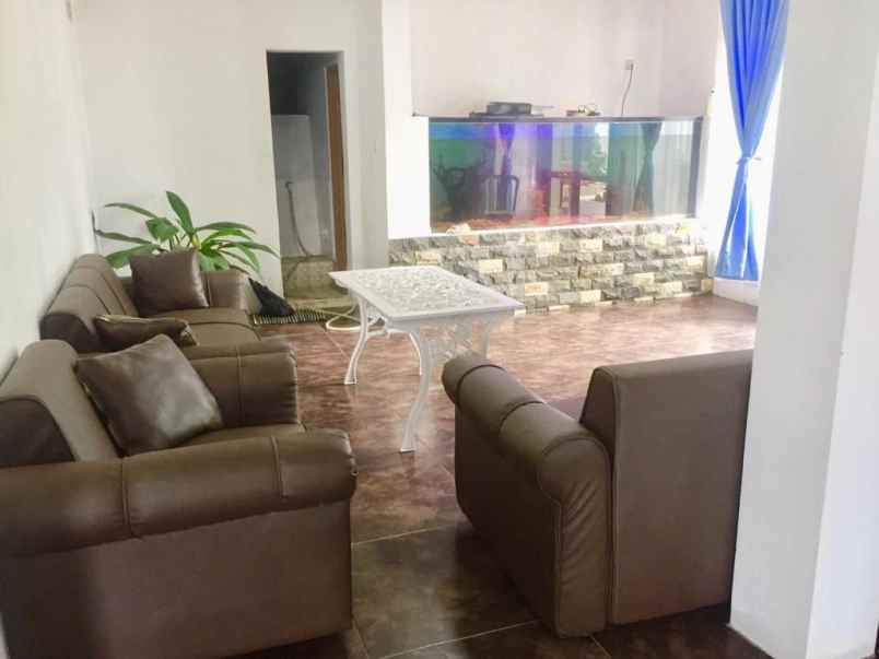 villa batulayang cisarua bogor