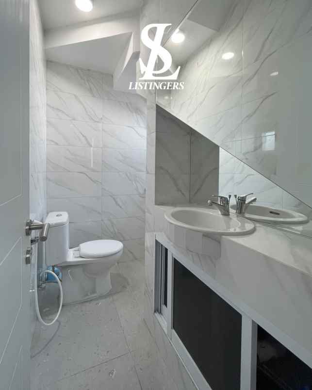 villa magnifa rumah 2 lantai siap huni nempel bintaro