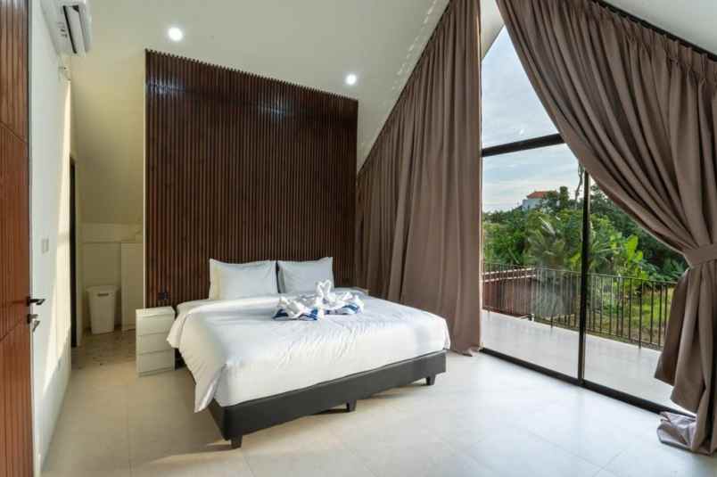 2 bedroom townhouse in six stars bali 131 0 m