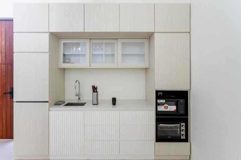 2 bedroom townhouse in six stars bali 131 0 m