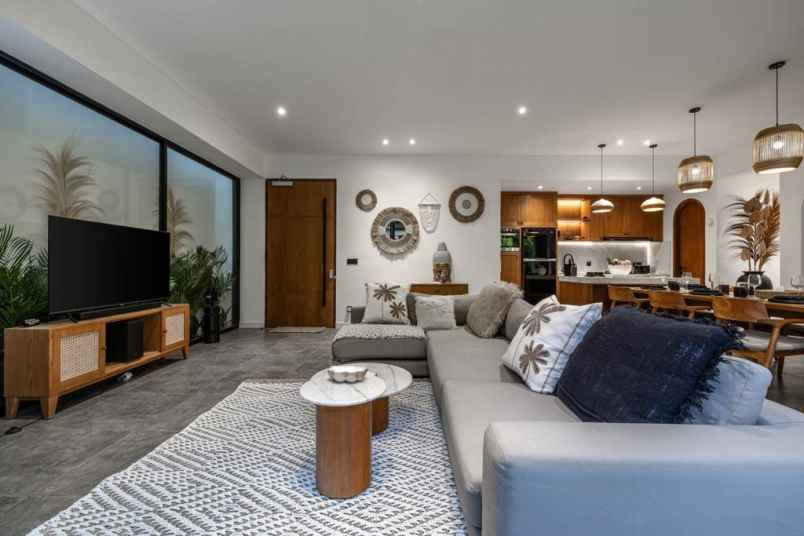 4 bedroom villa in canggu bali 280 m