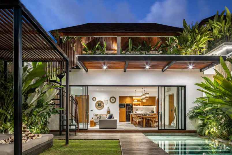 4 bedroom villa in canggu bali 280 m