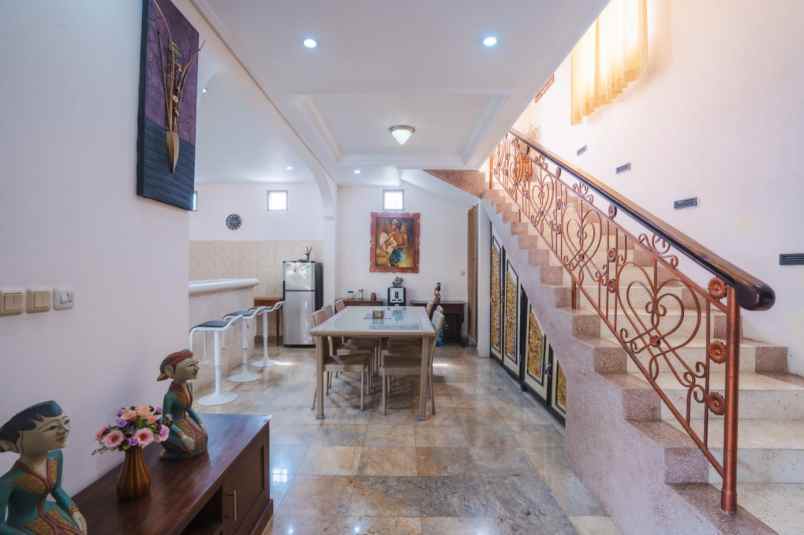 beautiful villa for rent sanur bali