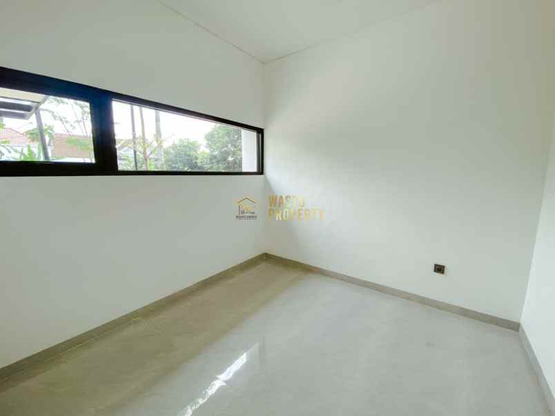 couple babadan rumah cantik siap huni di kalasan