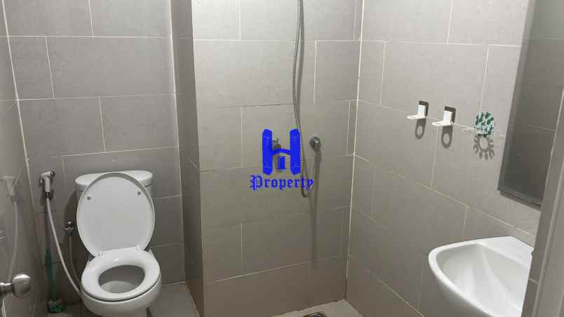dijual apartemen apartemen podomoro city