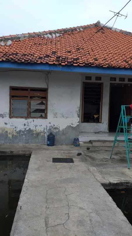 dijual cepat rumah cocok untuk usaha di koja bisa nego