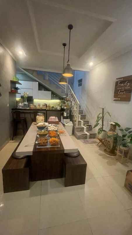 dijual cepat rumah di bawah harga pasar di regol