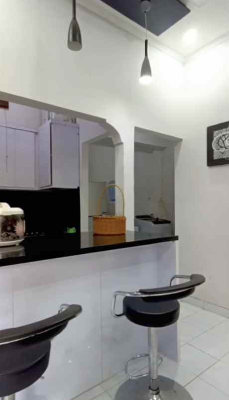 dijual cepat villa murah