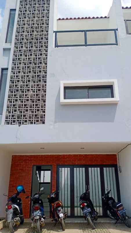 dijual hunian exclusive di lembang