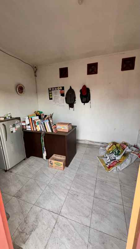 dijual kios 2 lantai jalan karya 1 dekat kampus uir