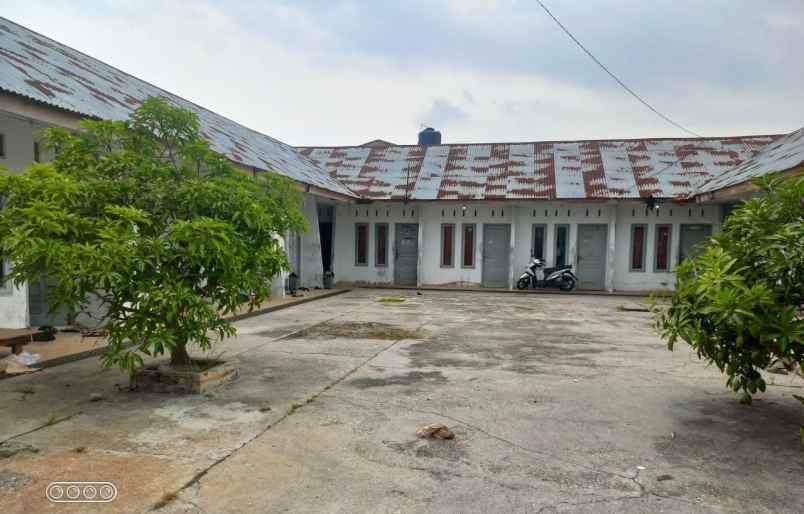 dijual kost jl garuda sakti km 1