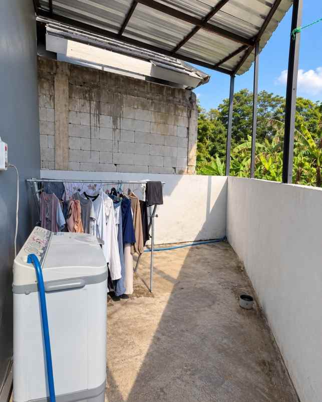 dijual kost kalisegoro