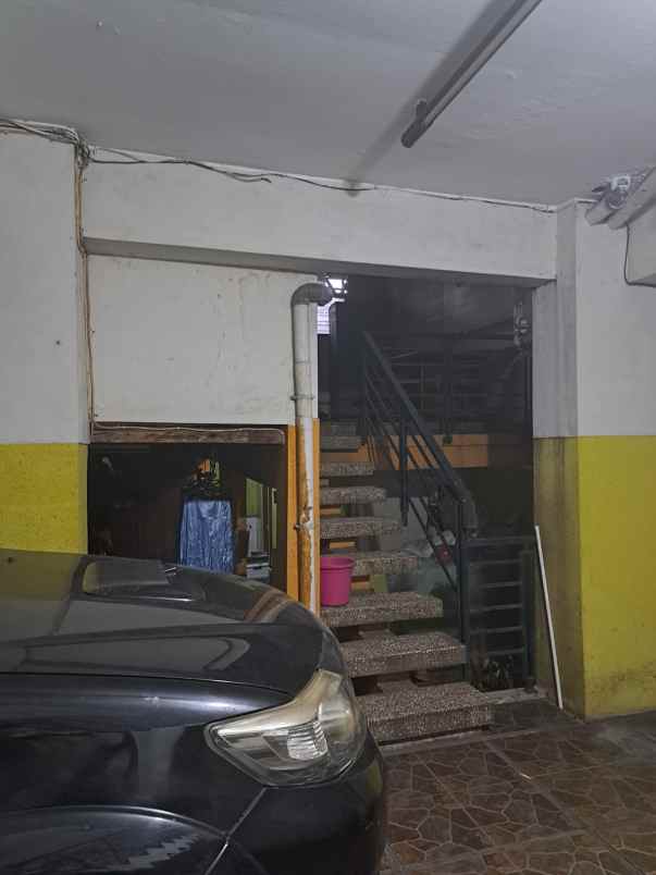 dijual kost tamansari