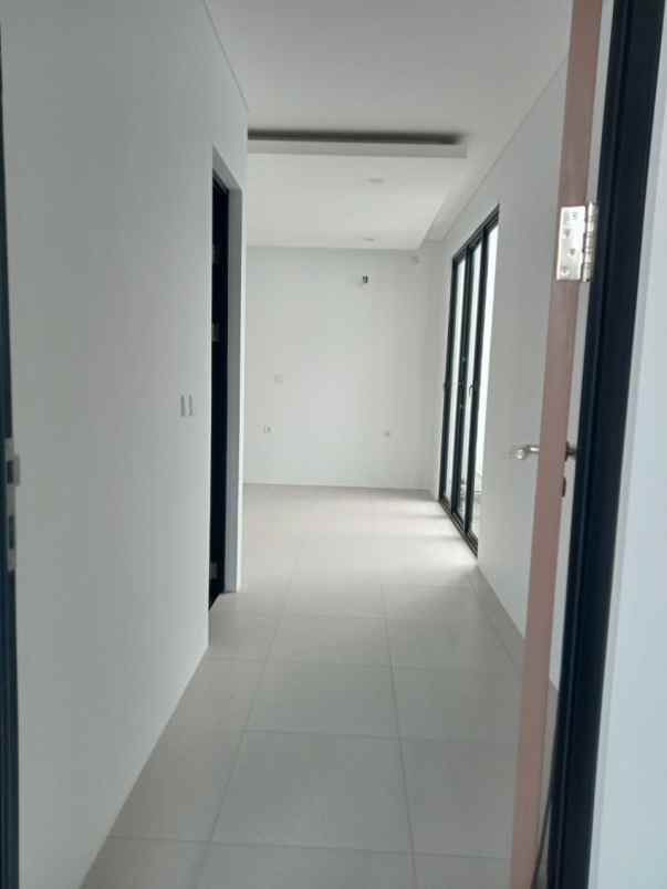 dijual perumahan mewah yang terletak di ciumbuleuit