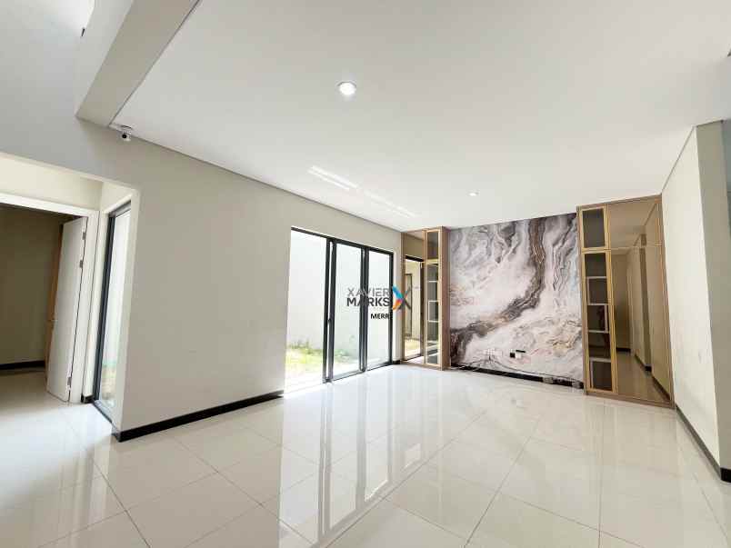 dijual rugi rumah full furnish grand kenjeran bagus