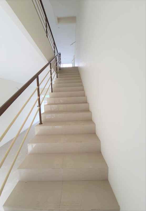 dijual ruko gudang kantor cleon park jgc jakarta