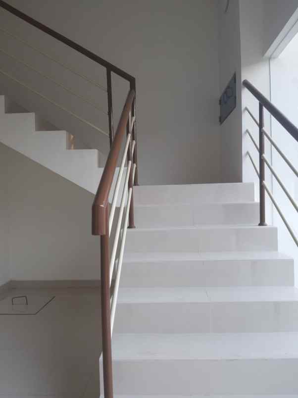 dijual ruko gudang kantor cleon park jgc jakarta