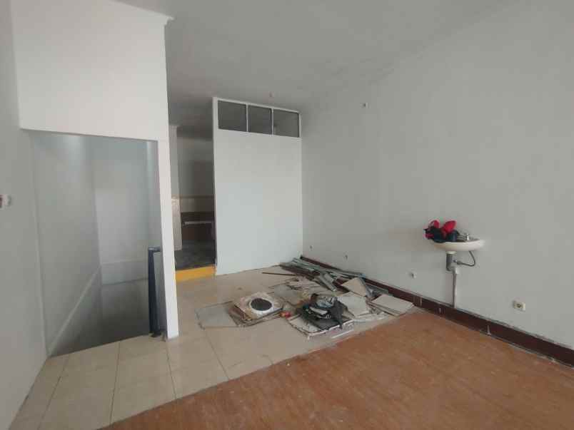 dijual ruko gudang kantor jalan kartini