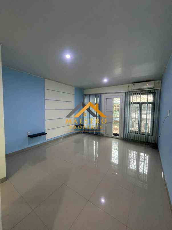 dijual ruko gudang kantor jalan laboratorium 1 depan