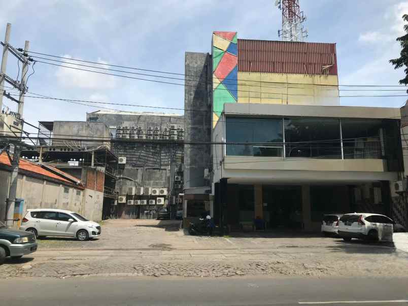 dijual ruko gudang kantor jalan raya nginden