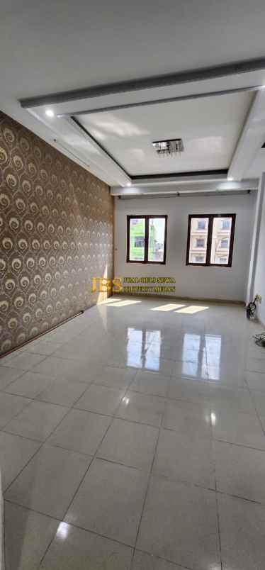 dijual ruko gudang kantor jalan sisingamangaraja