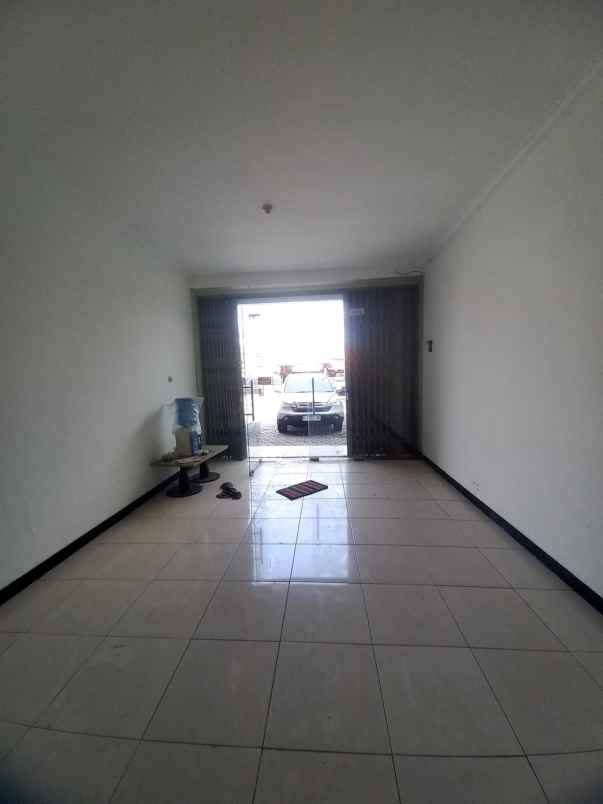 dijual ruko gudang kantor jl dr ratna raya