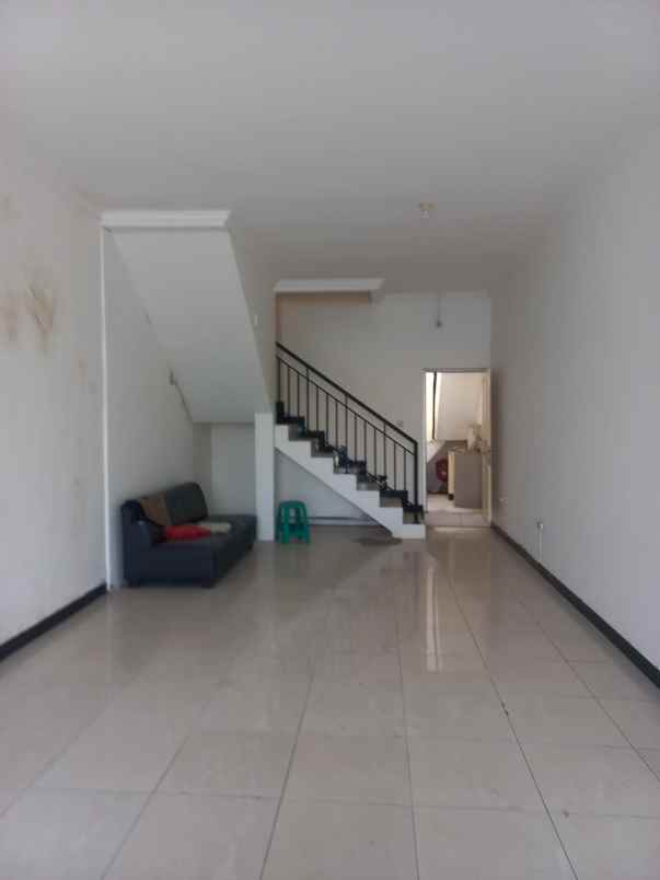 dijual ruko gudang kantor jl dr ratna raya