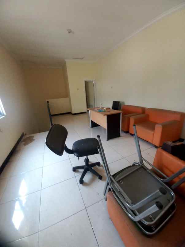 dijual ruko gudang kantor jl dr ratna raya